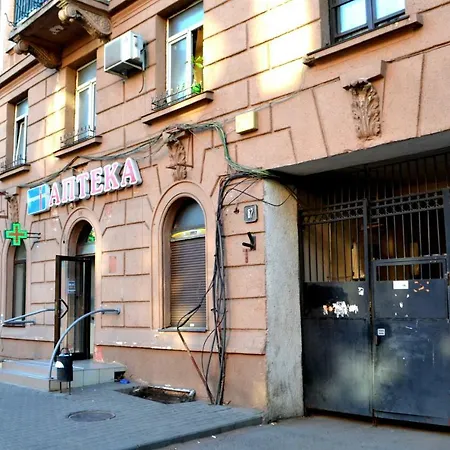 For 2 Апартаменти Одеса