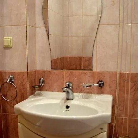 Апартаменти For 2
